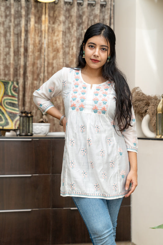 Chanderi Short Kurta - Peach & Turquoise Embroidery